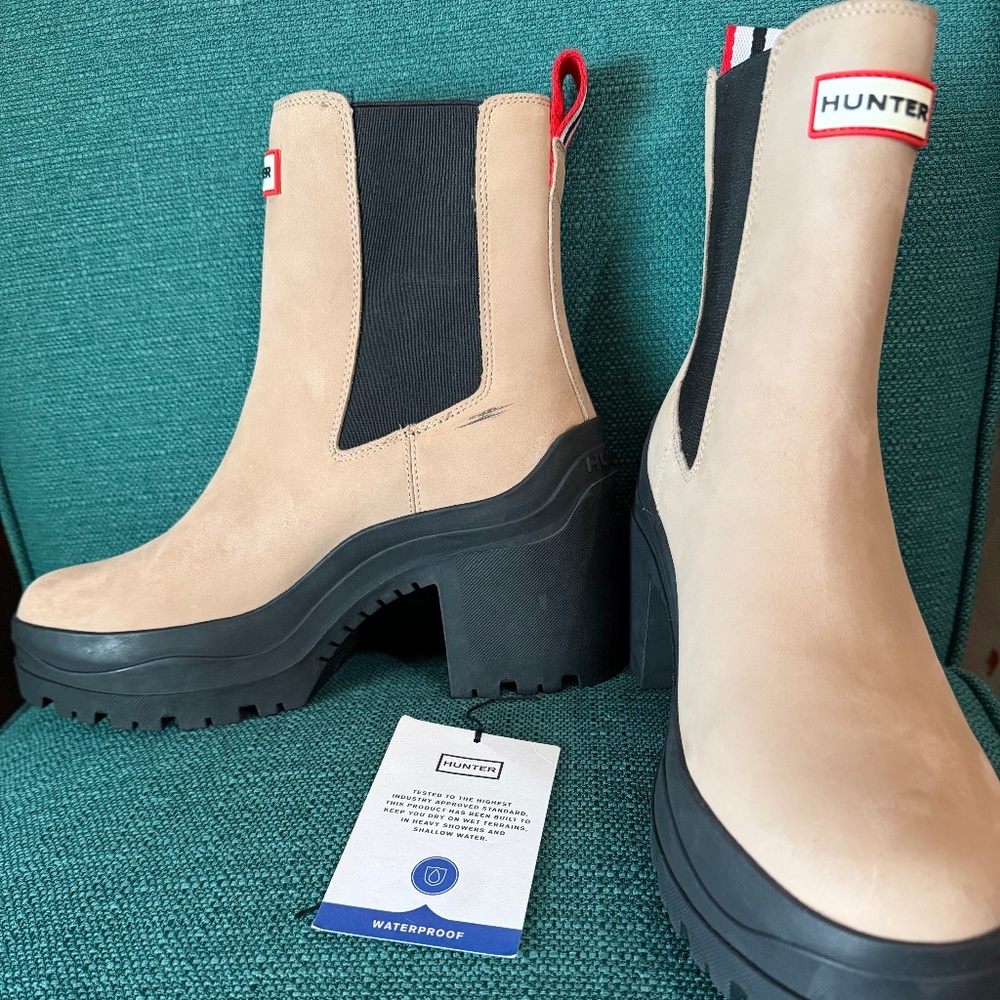 Hunter Brand - Women's Miana Heeled Waterproof Chelsea Boots - size 10